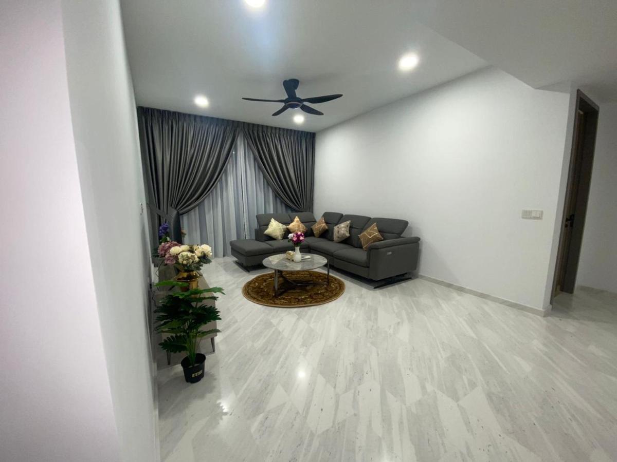 Eaton Residences Klcc By Luna Куала Лумпур Екстериор снимка