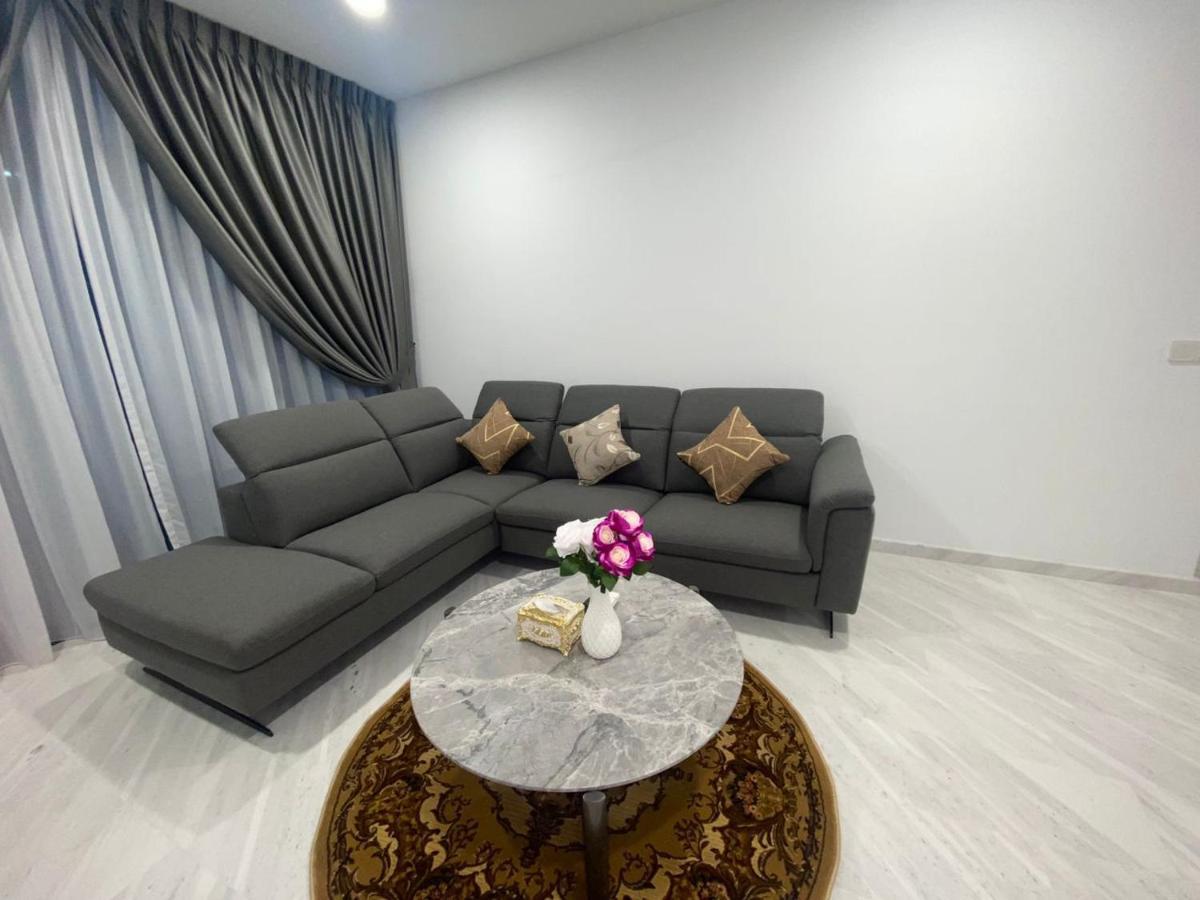 Eaton Residences Klcc By Luna Куала Лумпур Екстериор снимка