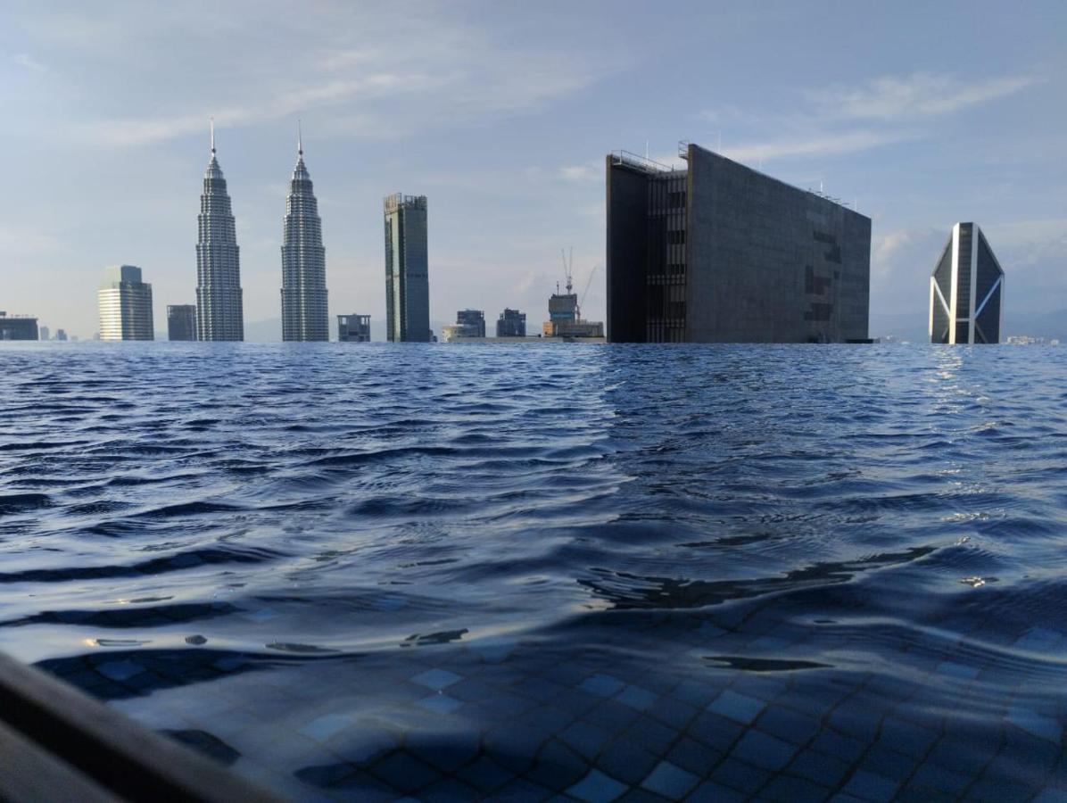 Eaton Residences Klcc By Luna Куала Лумпур Екстериор снимка